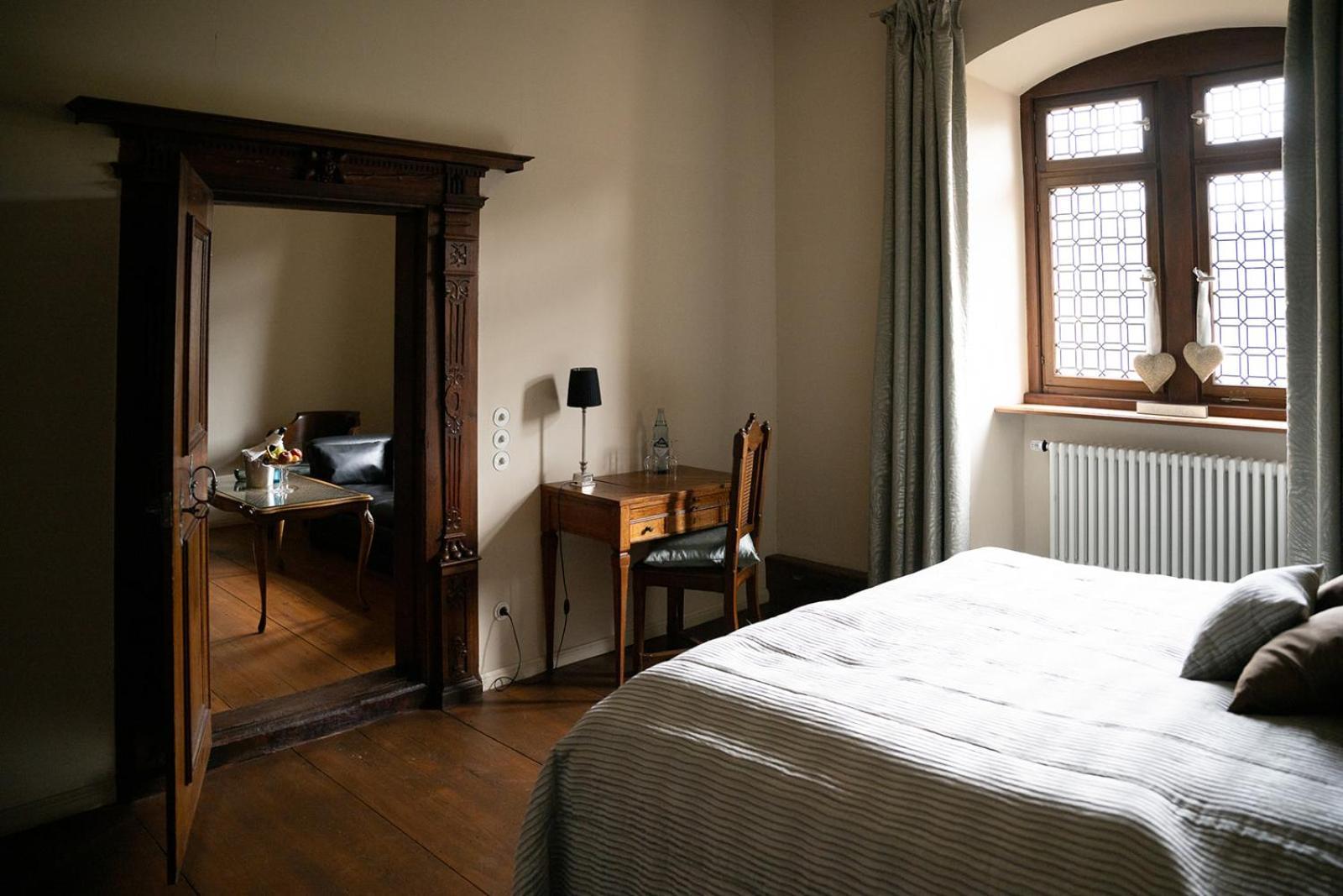 Schloss Schoenborn ไกเซนไฮม์ ภายนอก รูปภาพ
